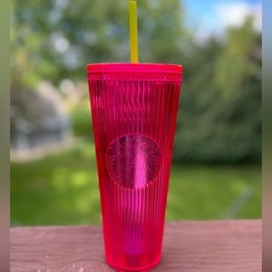 NWT Starbucks Iridescent Magenta Pink Bling Cold Cup (24 oz)